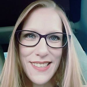 Meet your Posher, Marissa